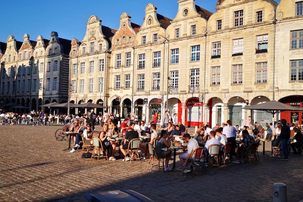 42M2 Au R D C Grand Parking 250 Gratuit Face Au Logement 400 M Centre-Ville Arras Exterior photo